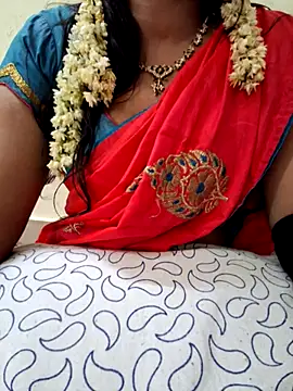 jasminetaml online show from November 3, 2025, 7:13 am