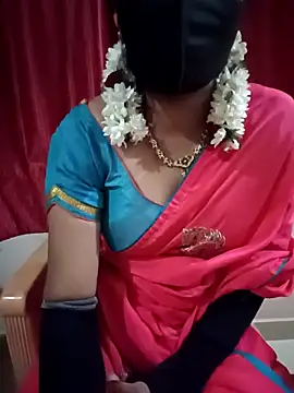 jasminetaml online show from February 22, 2026, 6:42 pm