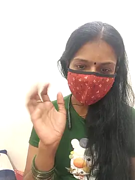 Snapshot of Tamil_Yalini12 chatting on November 24, 2025, 9:09 am Tamil Yalini12 online show from November 24, 2025, 9:09 am