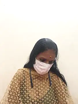 Snapshot of Tamil_Yalini12 chatting on December 3, 2025, 8:25 am Tamil Yalini12 online show from December 3, 2025, 8:25 am