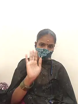 Snapshot of Tamil_Yalini12 chatting on November 5, 2025, 3:15 pm Tamil Yalini12 online show from November 5, 2025, 3:15 pm