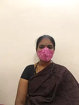 Snapshot of Tamil_Yalini12 chatting on October 14, 2025, 6:41 pm Tamil Yalini12 online show from October 14, 2025, 6:41 pm