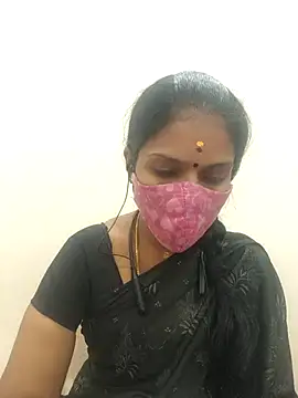 Snapshot of Tamil_Yalini12 chatting on November 2, 2025, 5:51 pm Tamil Yalini12 online show from November 2, 2025, 5:51 pm