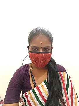 Snapshot of Tamil_Yalini12 chatting on January 6, 2026, 7:29 pm Tamil Yalini12 online show from January 6, 2026, 7:29 pm