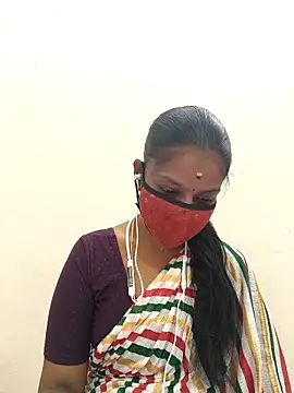 Snapshot of Tamil_Yalini12 chatting on February 11, 2026, 6:08 pm Tamil Yalini12 online show from February 11, 2026, 6:08 pm