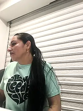 Snapshot of Alisson_Stonee chatting on February 5, 2026, 11:11 pm Alisson Stonee online show from February 5, 2026, 11:11 pm