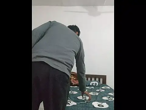 hotestfantasy online show from November 7, 2025, 8:35 pm