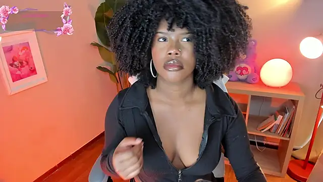 kehlannis  online show from February 5, 2026, 8:15 pm