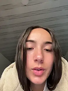 Innerpeace  online show from November 9, 2025, 8:57 pm