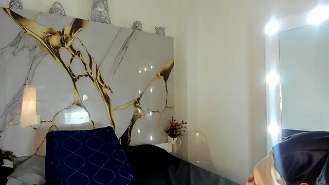 SweettPoison  online show from June 2, 2026, 2:22 am