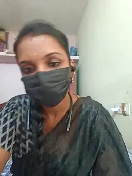 Snapshot of Tamil_Swathi chatting on April 30, 2026, 10:00 am Tamil Swathi online show from April 30, 2026, 10:00 am