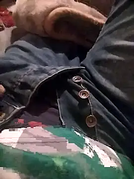 Blackveins32 online show from October 27, 2025, 7:48 pm