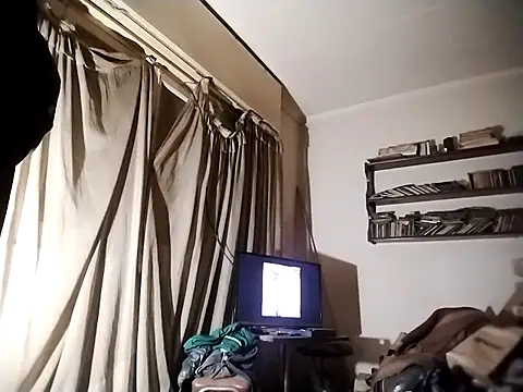 Danielle57  online show from December 5, 2025, 4:55 am