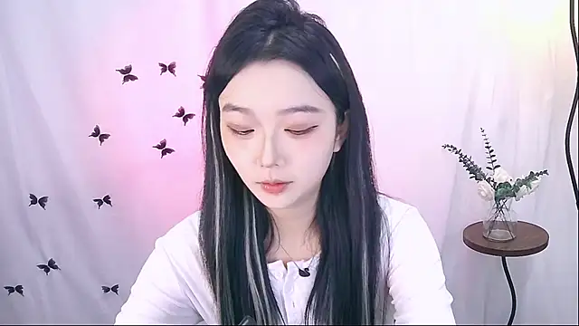 Miao-Maimiao online show from November 29, 2025, 1:22 pm