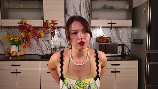 EllaCanny online show from November 27, 2025, 6:14 am