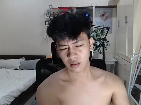 niel cumshow online show from November 27, 2025, 5:57 pm