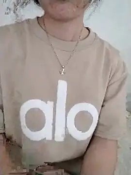 dorothyxx online show from April 13, 2026, 2:59 am