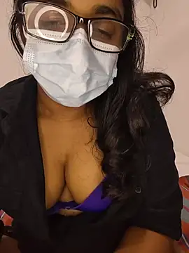 Snapshot of sexybolegirl chatting on July 12, 2026, 6:09 pm sexybolegirl online show from July 12, 2026, 6:09 pm