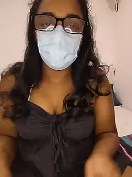 Snapshot of sexybolegirl chatting on July 5, 2026, 4:36 pm sexybolegirl online show from July 5, 2026, 4:36 pm