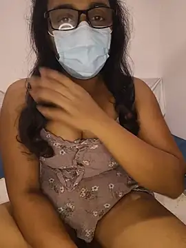Snapshot of sexybolegirl chatting on June 20, 2026, 5:29 pm sexybolegirl online show from June 20, 2026, 5:29 pm