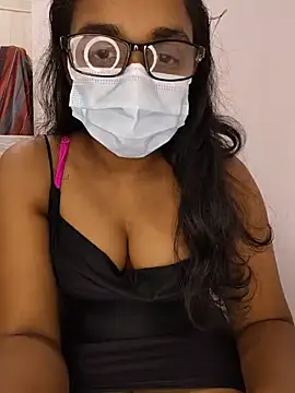 Snapshot of sexybolegirl chatting on August 5, 2026, 4:56 pm sexybolegirl online show from August 5, 2026, 4:56 pm