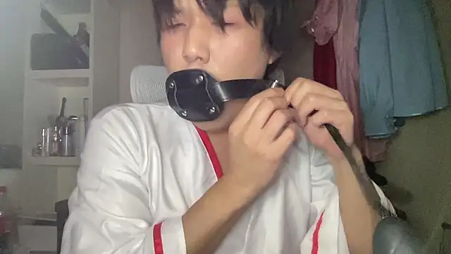 Snapshot of nuu1_221 chatting on October 24, 2025, 10:42 pm nuu1 221 online show from October 24, 2025, 10:42 pm