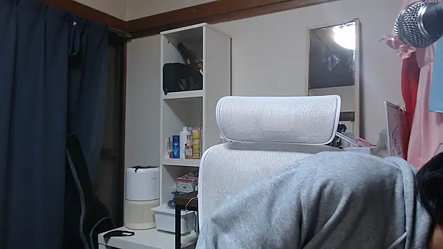 Snapshot of nuu1_221 chatting on November 2, 2025, 11:10 pm nuu1 221 online show from November 2, 2025, 11:10 pm