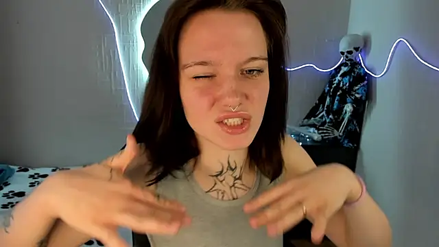 Elastikisss online show from April 5, 2026, 7:26 am