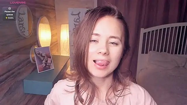 Crysta1Eva  online show from November 20, 2025, 8:04 am