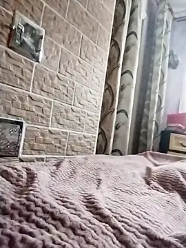 Snapshot of Ponka2011 chatting on September 26, 2025, 5:14 am Ponka2011 online show from September 26, 2025, 5:14 am