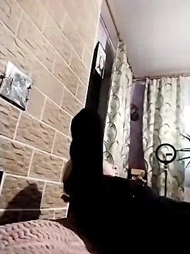 Snapshot of Ponka2011 chatting on December 19, 2025, 6:16 am Ponka2011 online show from December 19, 2025, 6:16 am