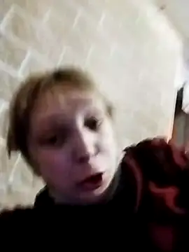 Snapshot of Ponka2011 chatting on January 6, 2026, 5:44 am Ponka2011 online show from January 6, 2026, 5:44 am