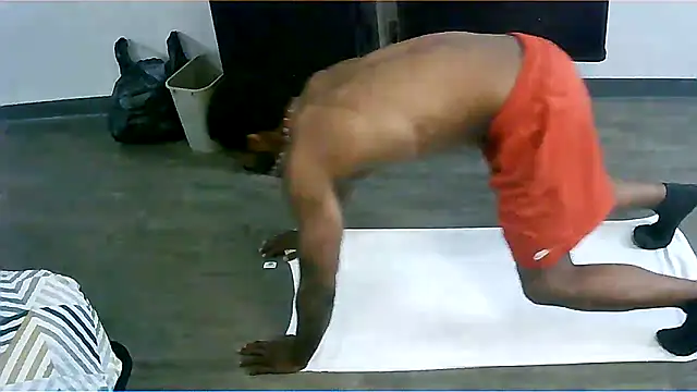 214KingLonggg online show from March 15, 2026, 10:22 am