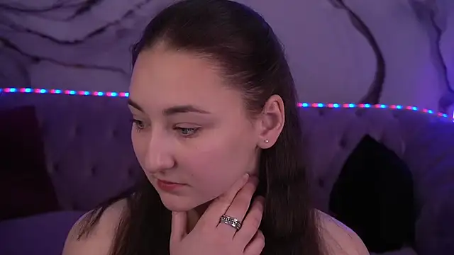 SashaDuvalle online show from September 27, 2025, 6:41 am