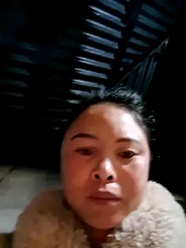 Snapshot of xuxulovezz chatting on February 1, 2026, 11:58 pm xuxulovezz online show from February 1, 2026, 11:58 pm