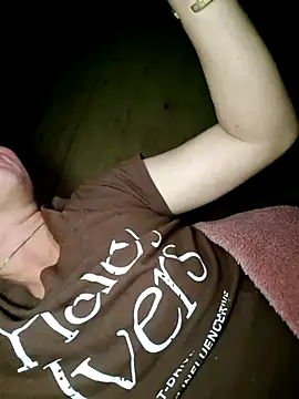 xuxulovezz online show from October 31, 2025, 11:40 am