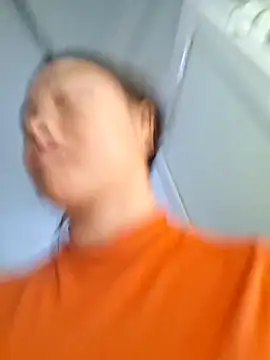 xuxulovezz online show from December 22, 2025, 9:31 am