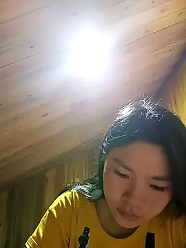 Snapshot of Suny_babyy chatting on March 2, 2026, 4:46 am Suny babyy online show from March 2, 2026, 4:46 am