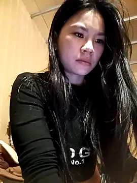 Snapshot of Suny_babyy chatting on February 8, 2026, 10:18 pm Suny babyy online show from February 8, 2026, 10:18 pm