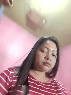 Snapshot of radiantbloom chatting on January 12, 2026, 1:40 pm radiantbloom online show from January 12, 2026, 1:40 pm