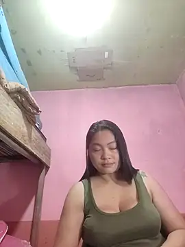 Snapshot of radiantbloom chatting on January 7, 2026, 1:54 am radiantbloom online show from January 7, 2026, 1:54 am