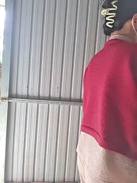 Snapshot of Helen-Tran chatting on November 24, 2025, 2:00 am Helen-Tran online show from November 24, 2025, 2:00 am