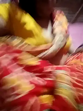 reya743 online show from November 4, 2025, 12:03 am