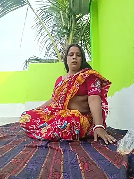 Snapshot of reya743 chatting on February 19, 2026, 9:50 am reya743 online show from February 19, 2026, 9:50 am