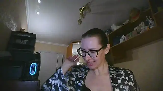 Norivann online show from April 3, 2026, 8:15 pm