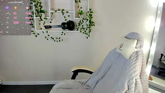 Elsie Cutties online show from November 15, 2025, 12:36 am