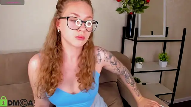 Snapshot of Elsie_Cutties chatting on September 25, 2025, 12:38 am Elsie Cutties online show from September 25, 2025, 12:38 am