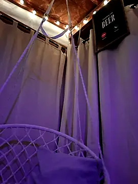 Painstickwes online show from April 27, 2026, 3:59 am