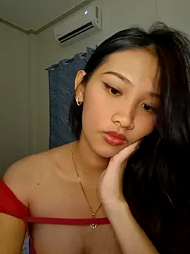 Snapshot of Bunny72772 chatting on December 14, 2025, 4:01 pm Bunny72772 online show from December 14, 2025, 4:01 pm