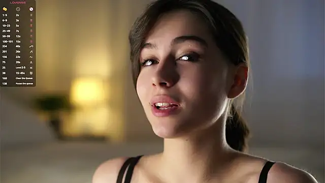 LettySlovacek online show from November 9, 2025, 1:42 am